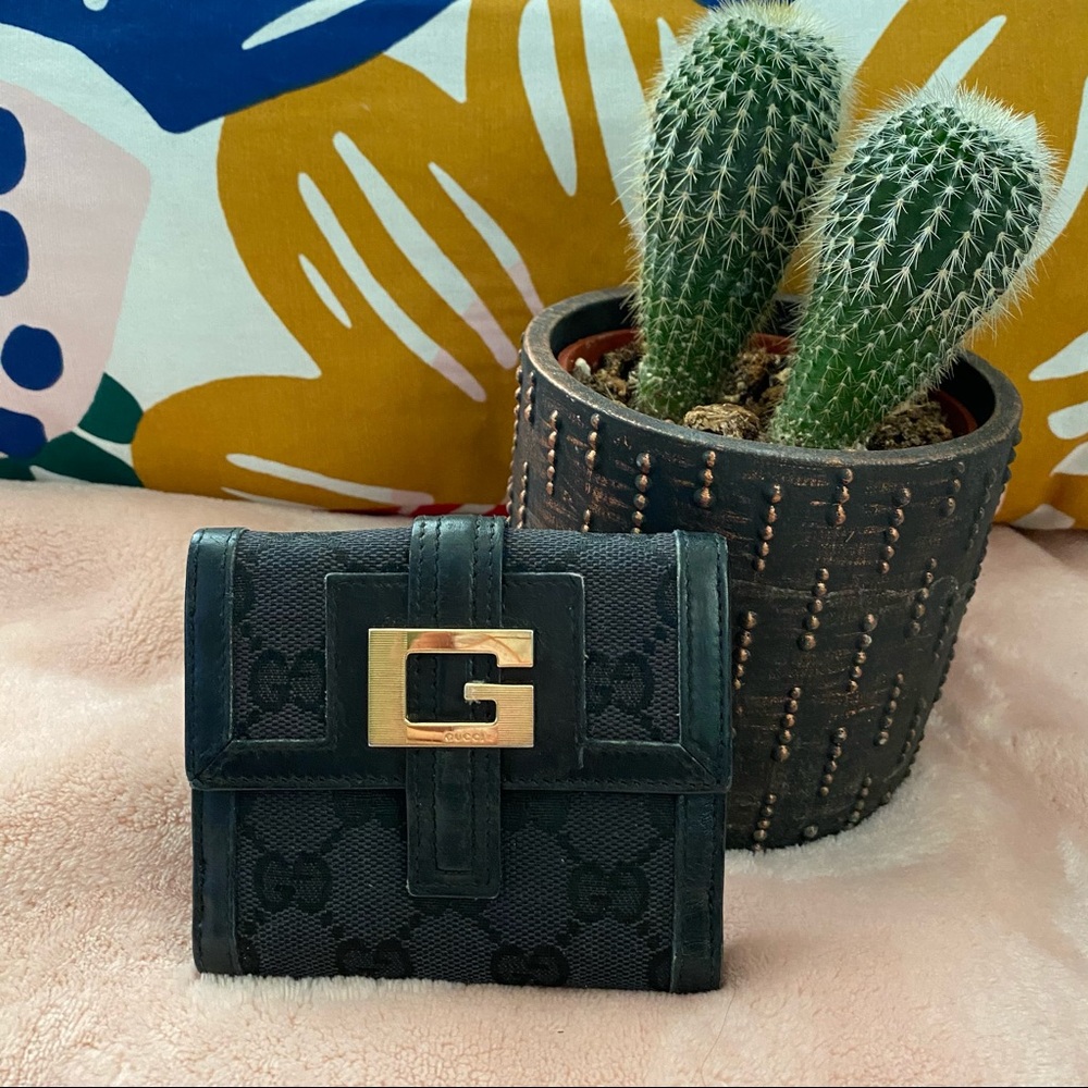 Gucci Short Wallet